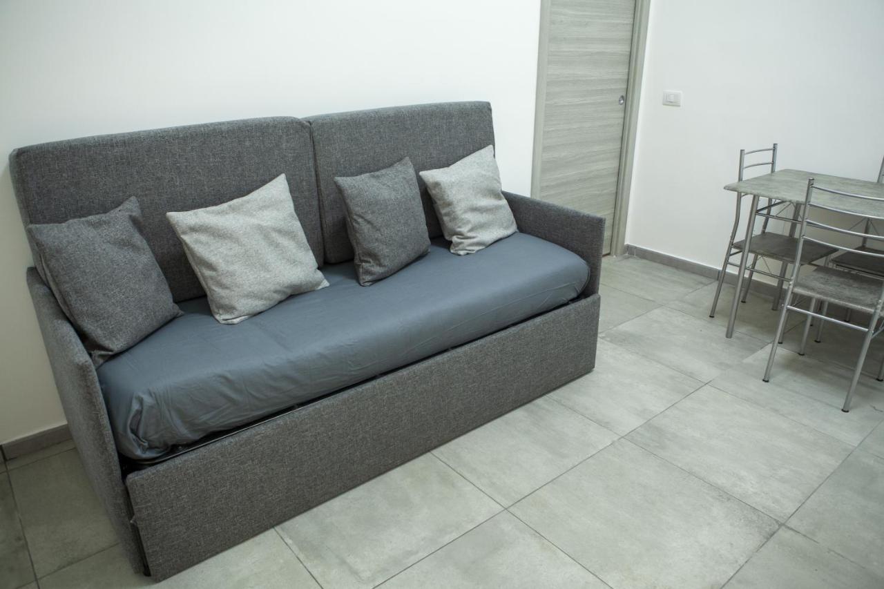 Na' Stanza In Piazza Appartement Napels Buitenkant foto