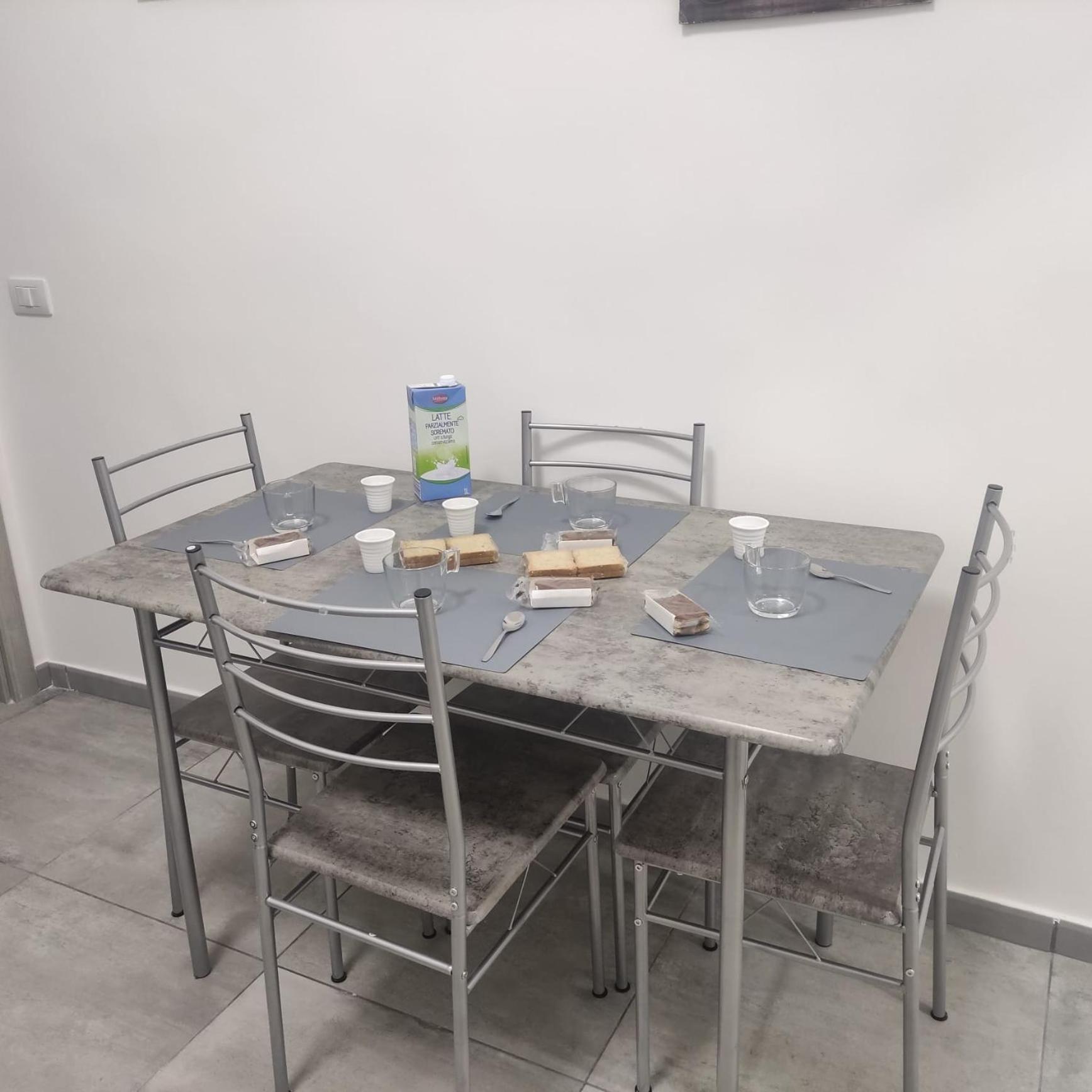 Na' Stanza In Piazza Appartement Napels Buitenkant foto